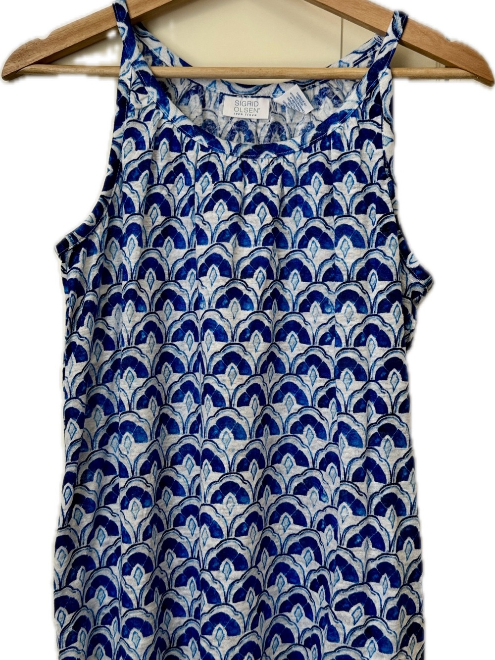 Blue & White Printed Sleeveless Camisole